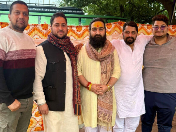 𝗖𝗼𝗺𝗺𝘂𝗻𝗶𝘁𝘆 𝗟𝗮𝗻𝗴𝗮𝗿 𝗢𝗿𝗴𝗮𝗻𝗶𝘀𝗲𝗱 𝗼𝗻 𝘁𝗵𝗲 𝗲𝘃𝗲 𝗼𝗳 𝗠𝗮𝗵𝗮𝘀𝗵𝗶𝘃𝗿𝗮𝘁𝗿𝗶 𝗶𝗻 𝗝𝗮𝗺𝗺𝘂.